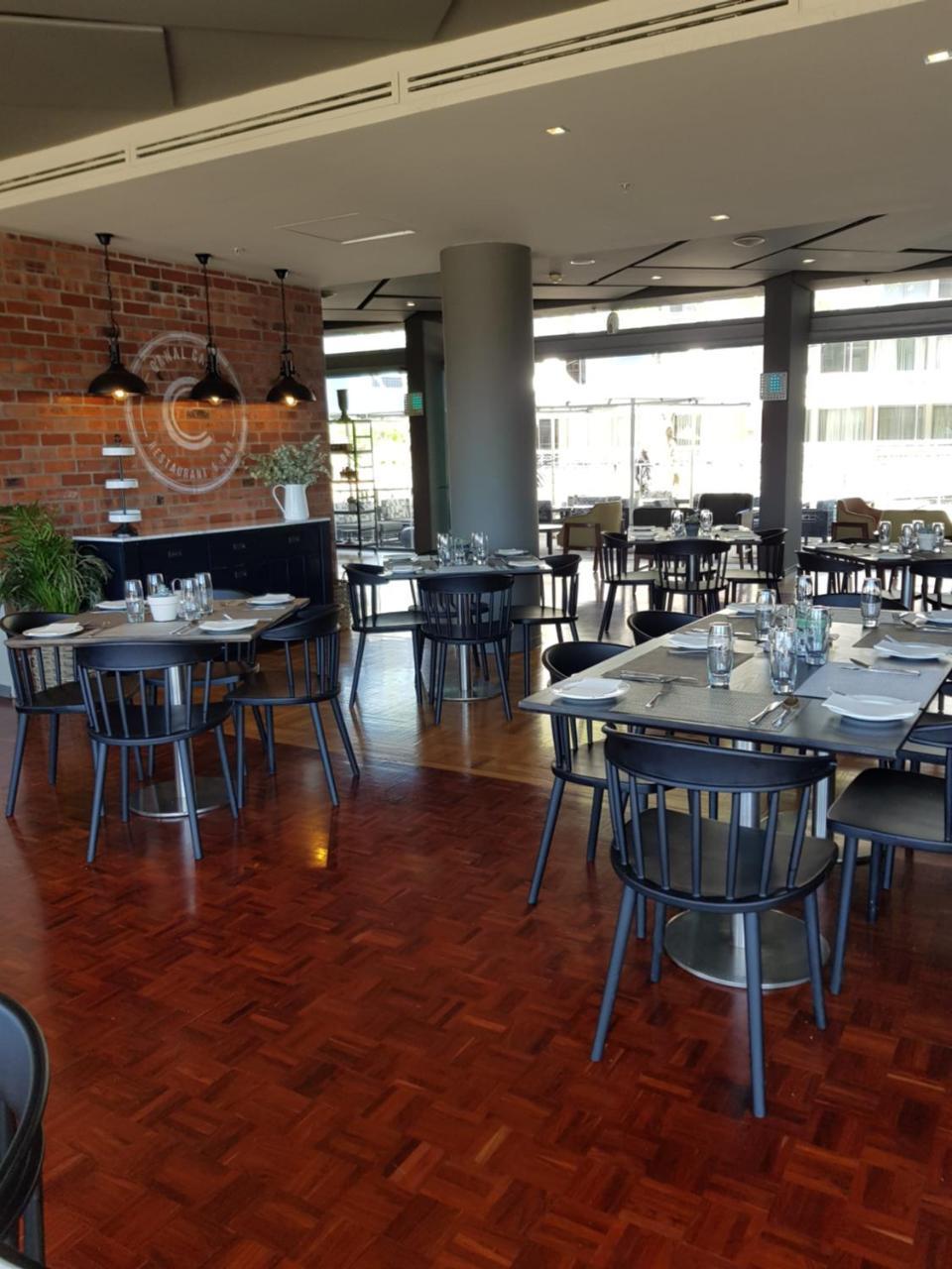 Harbour Bridge Suite 220 Cape Town Bagian luar foto
